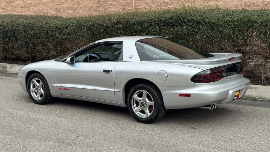 1997 Pontiac Firebird Formula 4th Gen - Image 3 of 12