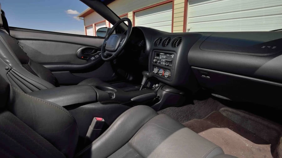 1997 Pontiac Firebird Formula 4th Gen - Image 5 of 12