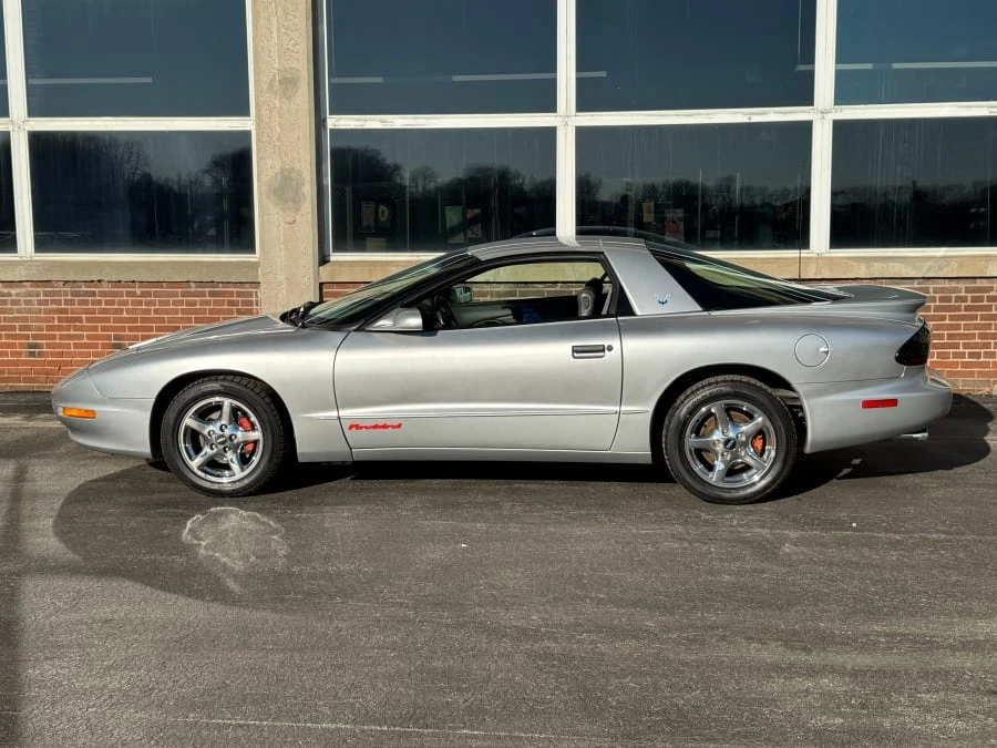 1997 Pontiac Firebird 4th Gen - Image 2 of 12