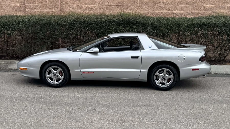 1997 Pontiac Firebird Formula 4th Gen - Image 2 of 12