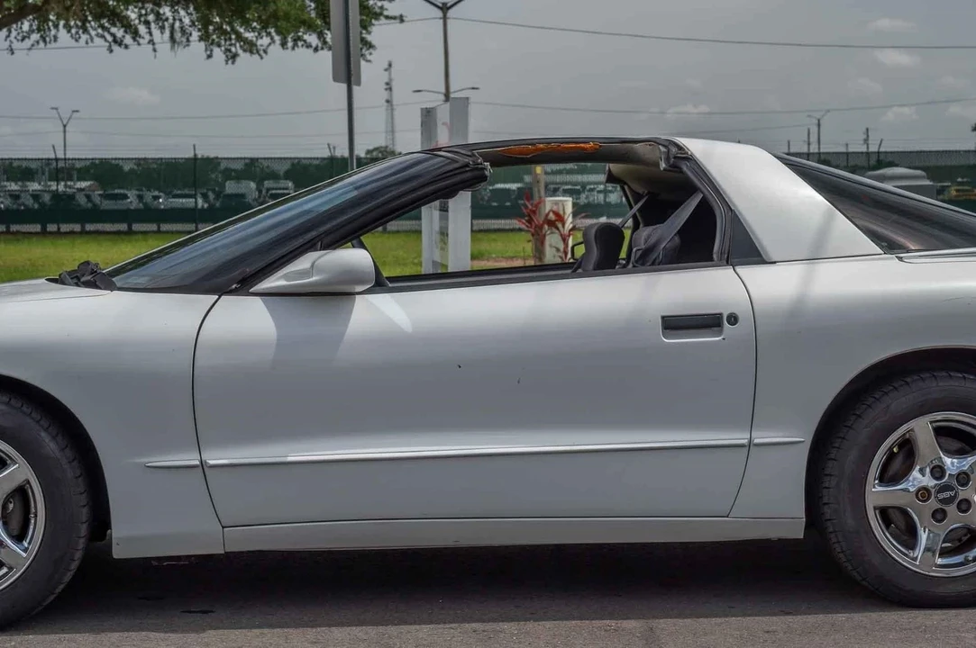 1997 Pontiac Firebird Formula 4th Gen - Image 21 of 21
