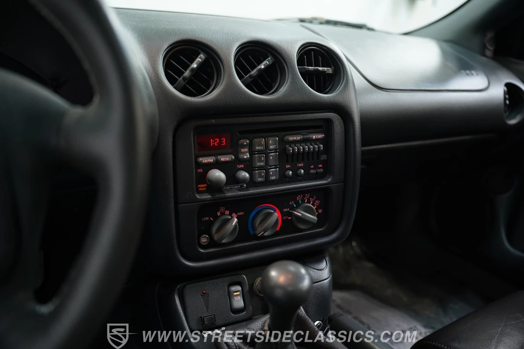 1997 Pontiac Firebird Formula 4th Gen - Image 28 of 31