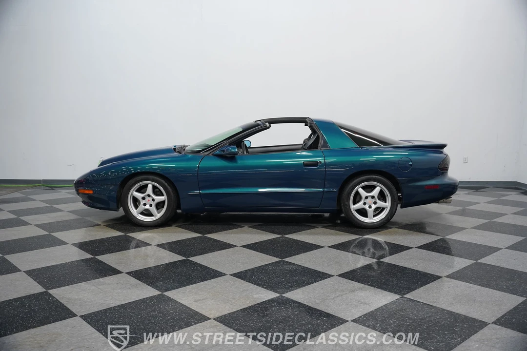 1997 Pontiac Firebird Formula 4th Gen - Image 2 of 31