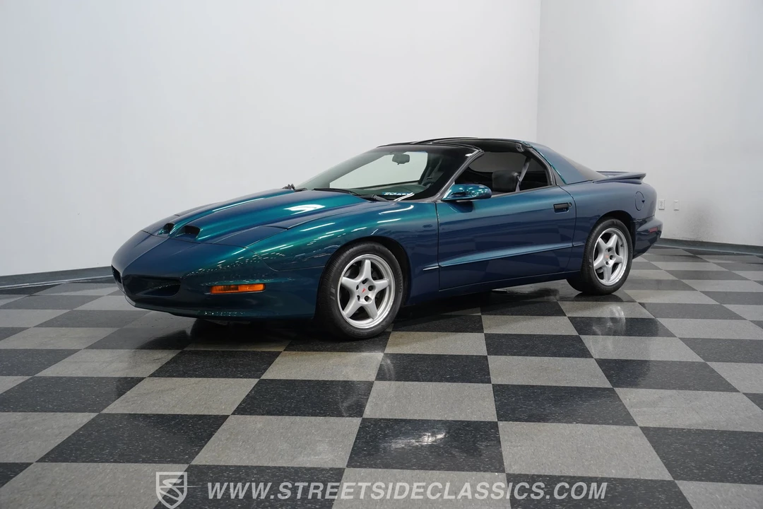 1997 Pontiac Firebird Formula 4th Gen - Image 5 of 31