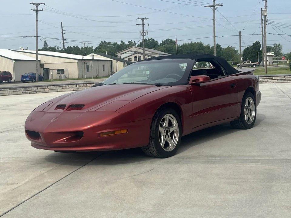 1997 Pontiac Firebird Formula 4th Gen - Image 11 of 31