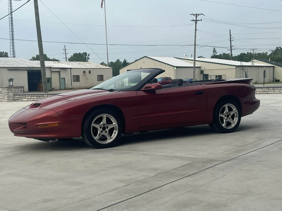 1997 Pontiac Firebird Formula 4th Gen - Image 7 of 31