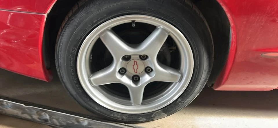 1997 Pontiac Firebird Formula 4th Gen - Image 2 of 3