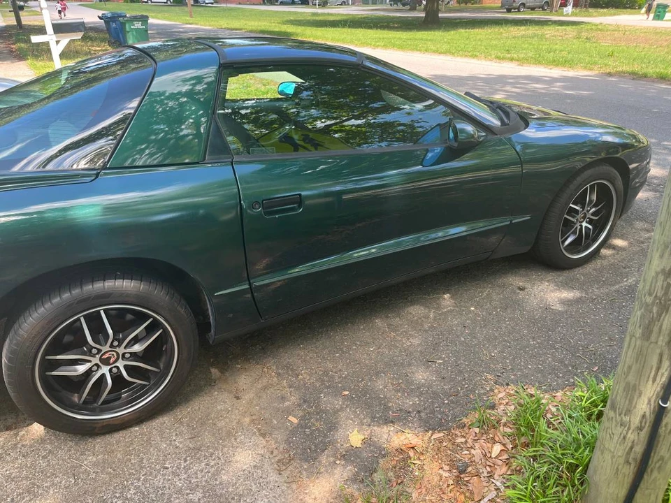1997 Pontiac Firebird Formula 4th Gen - Image 6 of 24