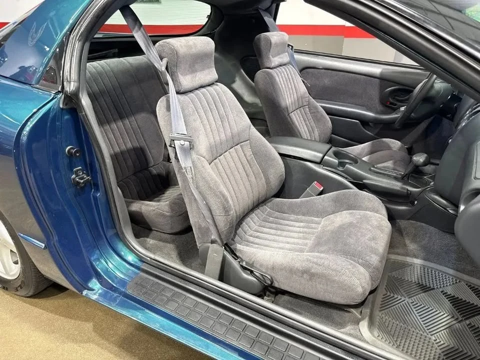 1997 Pontiac Firebird Formula 4th Gen - Image 6 of 6