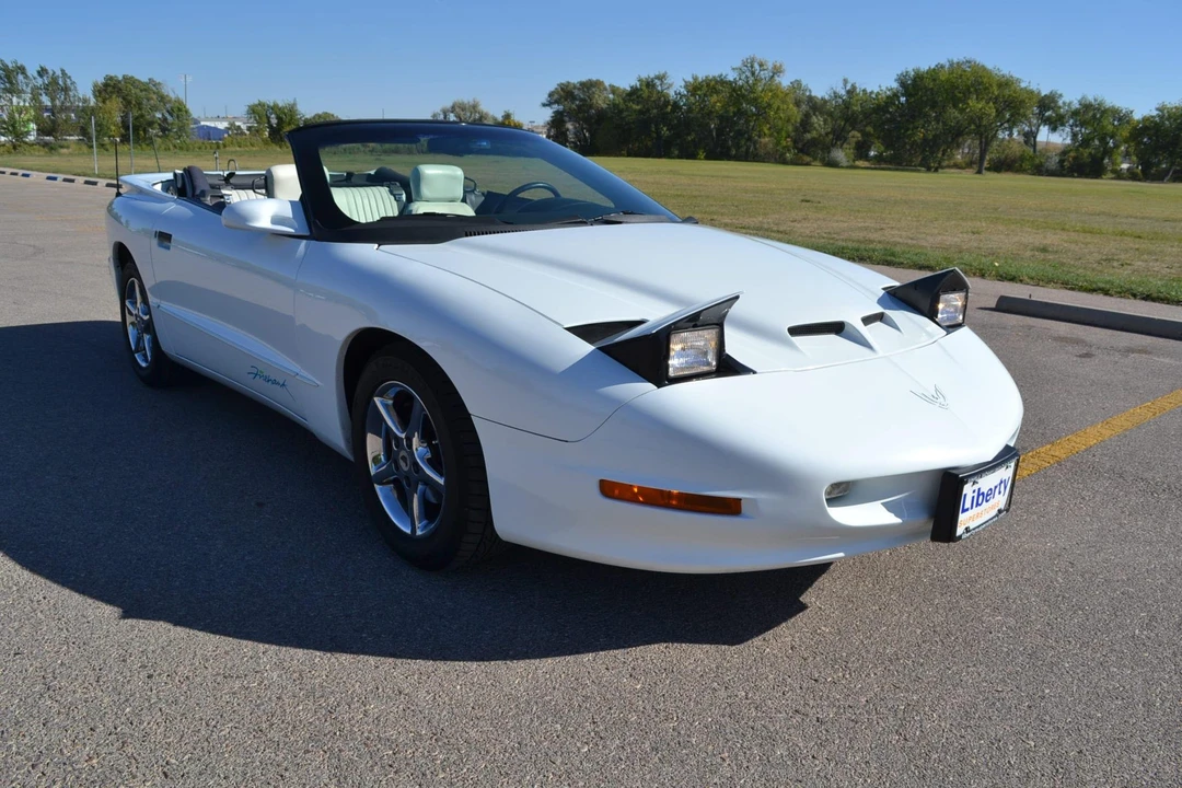 1997 Pontiac Firebird 4th Gen - Image 18 of 31