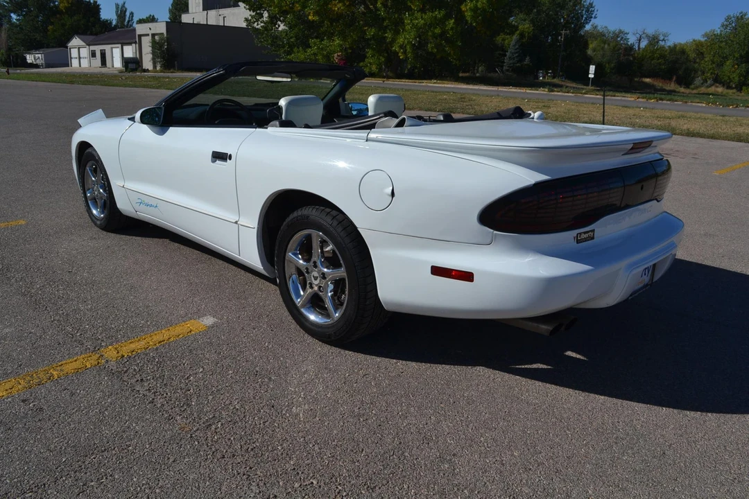 1997 Pontiac Firebird 4th Gen - Image 22 of 31