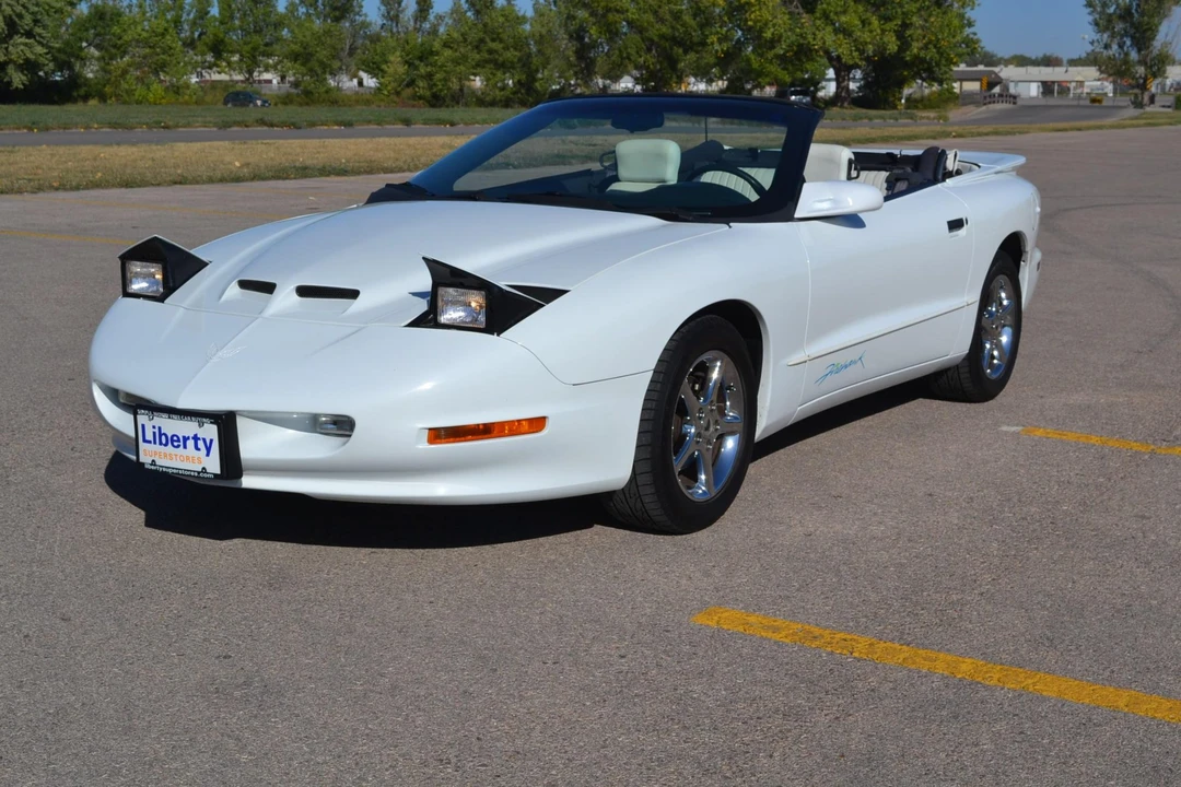 1997 Pontiac Firebird 4th Gen - Image 20 of 31