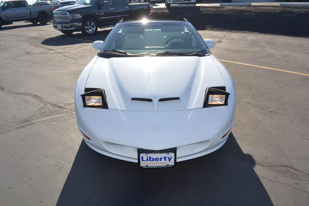 1997 Pontiac Firebird 4th Gen - Image 27 of 31
