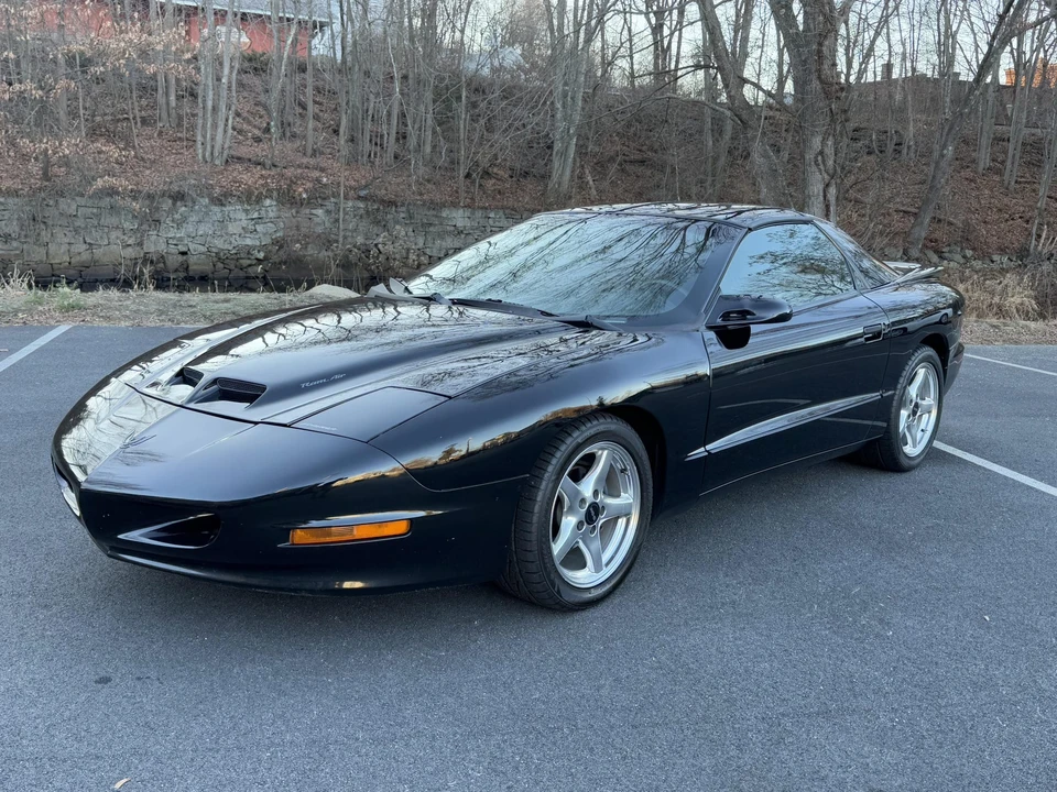 1997 Pontiac Firebird Trans Am 4th Gen - Image 9 of 31