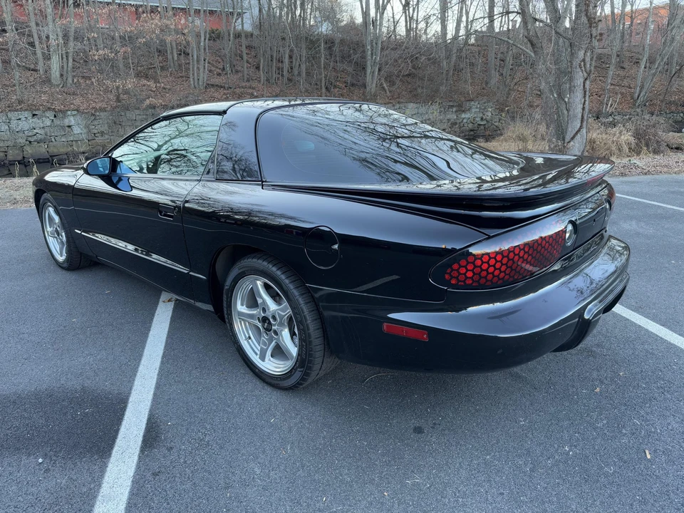 1997 Pontiac Firebird Trans Am 4th Gen - Image 18 of 31
