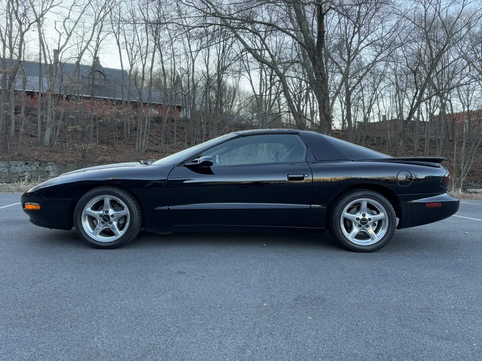 1997 Pontiac Firebird Trans Am 4th Gen - Image 15 of 31