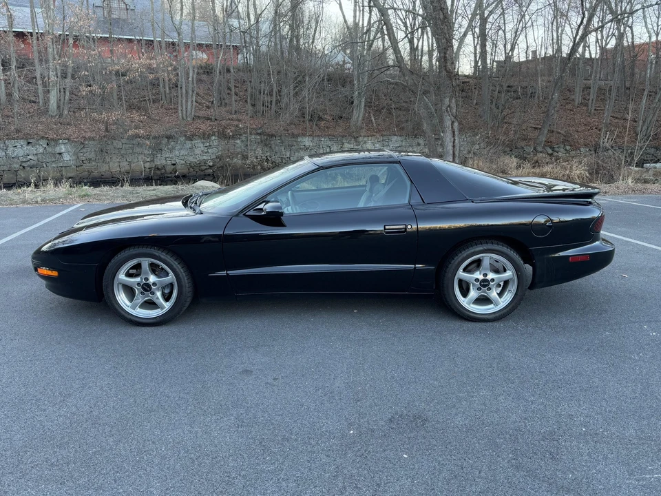 1997 Pontiac Firebird Trans Am 4th Gen - Image 16 of 31
