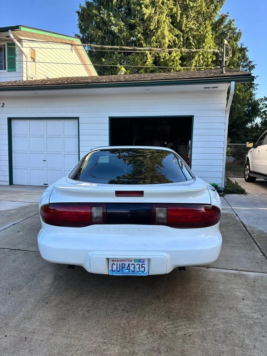 1997 Pontiac Firebird 4th Gen - Image 4 of 9
