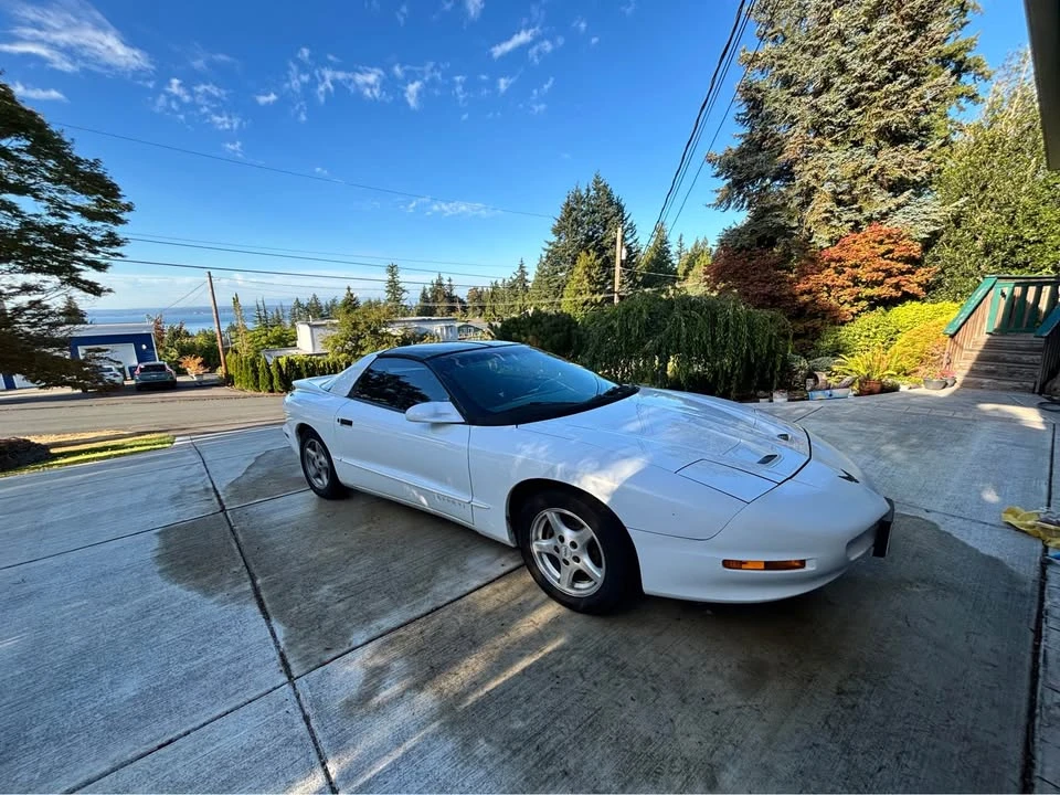 1997 Pontiac Firebird 4th Gen - Image 3 of 9
