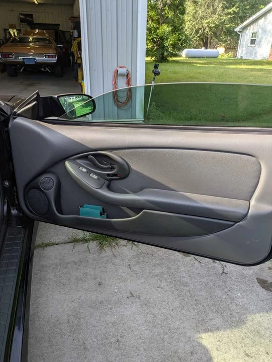 1997 Pontiac Firebird 4th Gen - Image 9 of 9