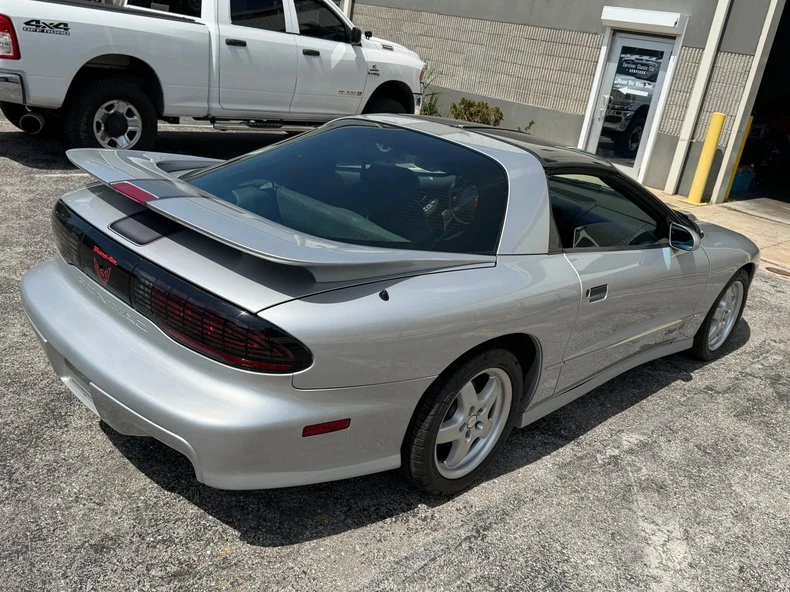 1997 Pontiac Firebird 4th Gen - Image 24 of 31