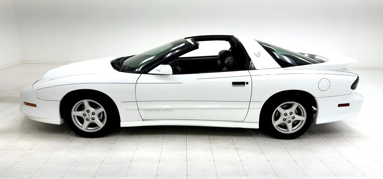 1997 Pontiac Firebird Trans Am 4th Gen - Image 3 of 12