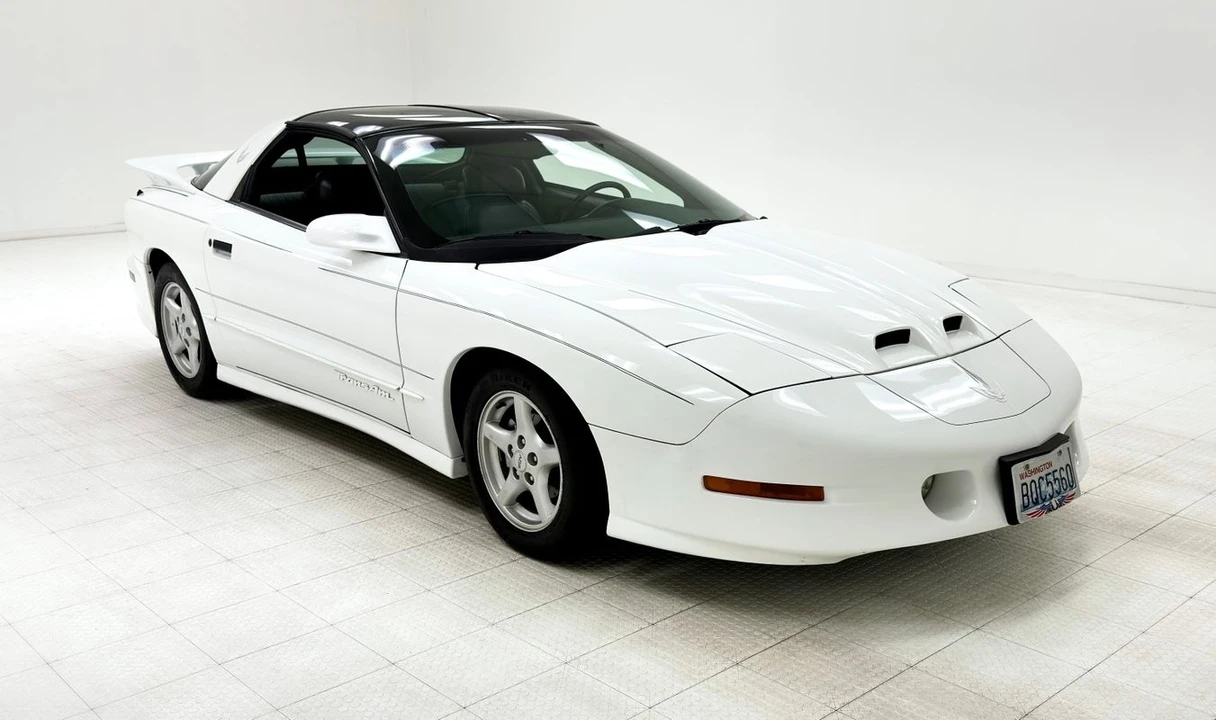 1997 Pontiac Firebird Trans Am 4th Gen - Image 8 of 12