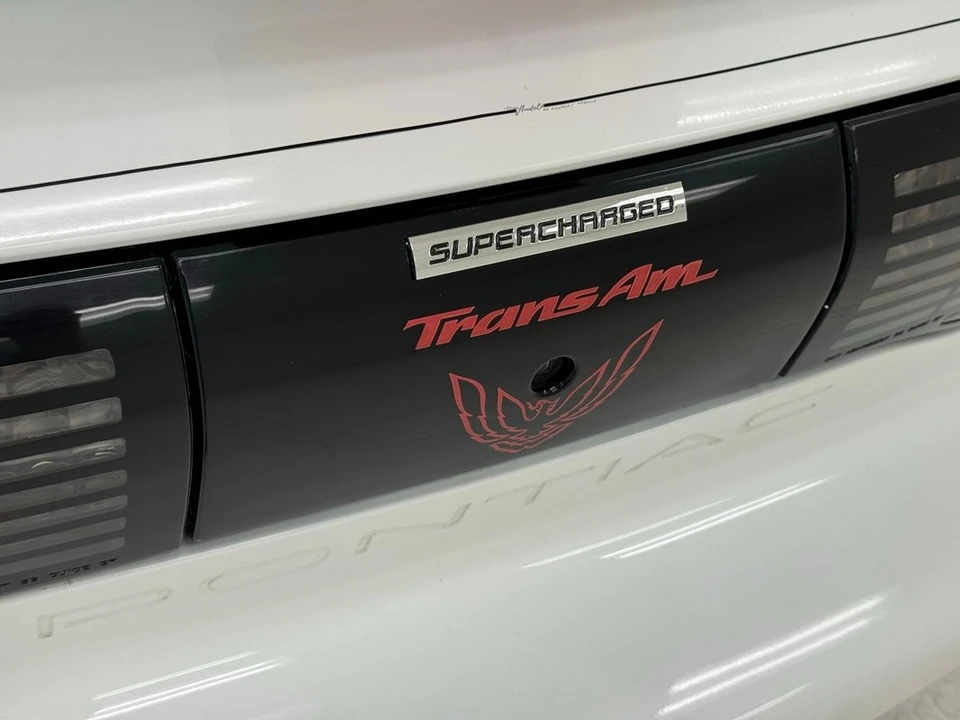 1997 Pontiac Firebird Trans Am 4th Gen - Image 20 of 31