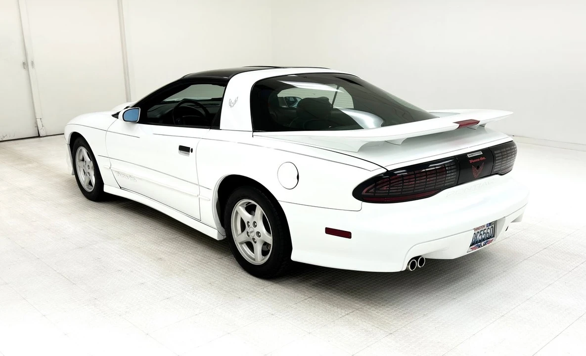 1997 Pontiac Firebird Trans Am 4th Gen - Image 4 of 31