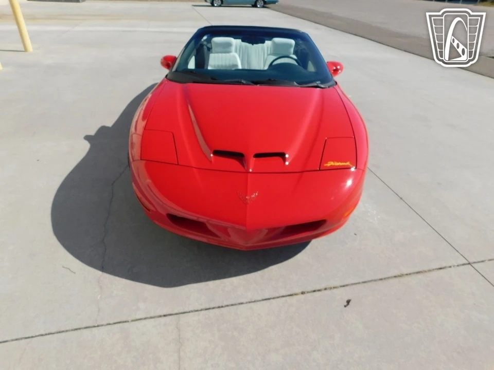 1997 Pontiac Firebird Formula 4th Gen - Image 9 of 12