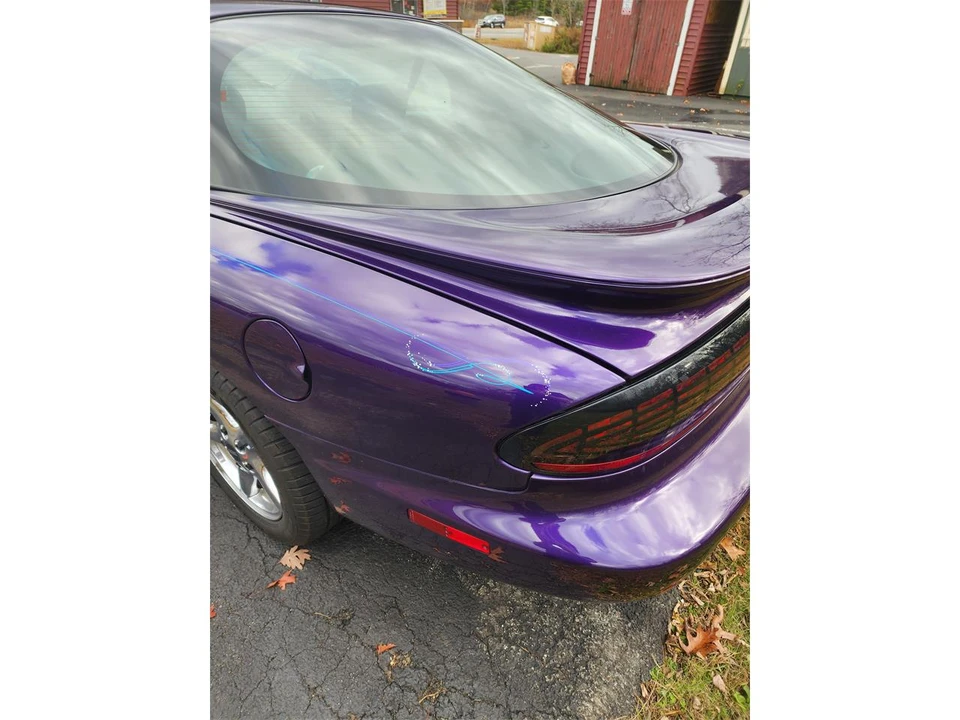1997 Pontiac Firebird Formula 4th Gen - Image 15 of 31