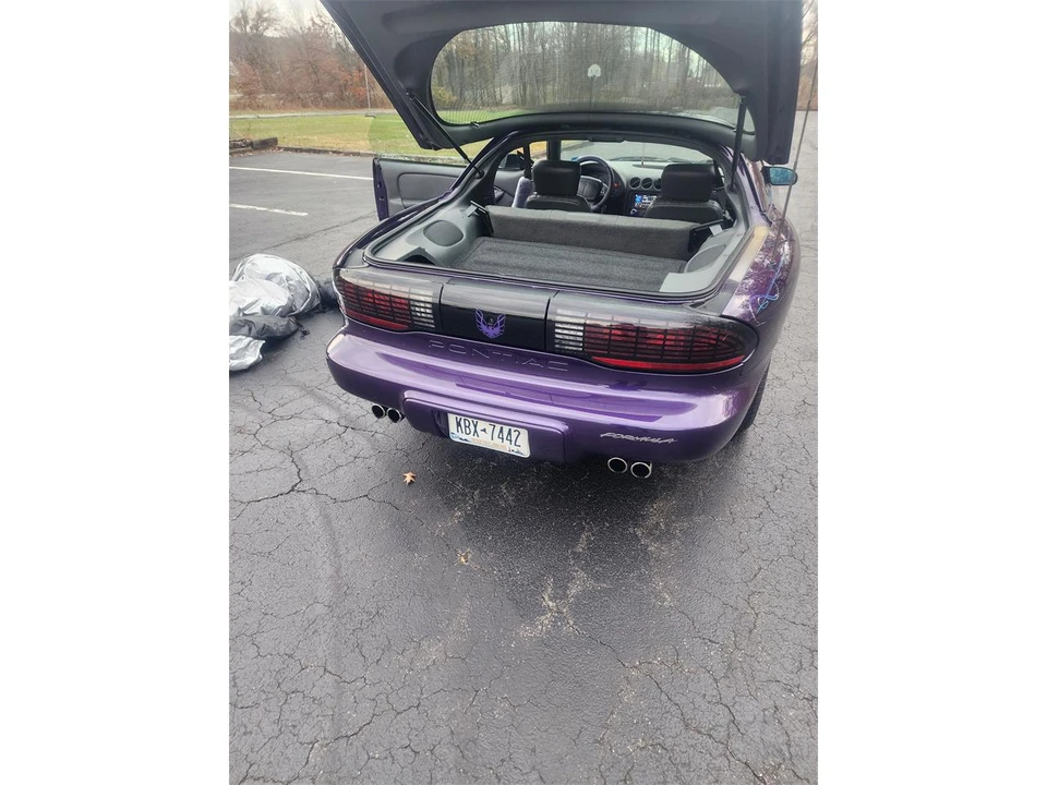 1997 Pontiac Firebird Formula 4th Gen - Image 12 of 31