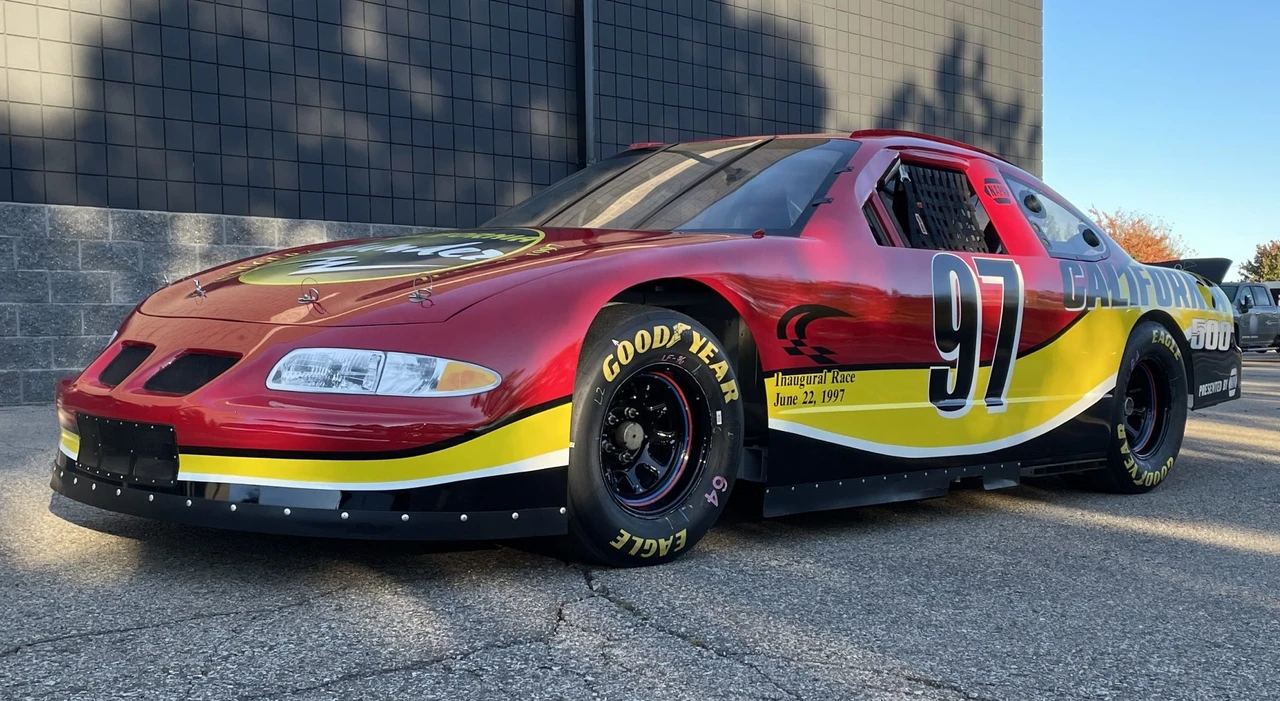 1997 Pontiac Grand Prix 3rd+ Gen - Image 8 of 31