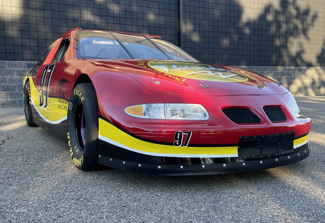 1997 Pontiac Grand Prix 3rd+ Gen - Image 26 of 31