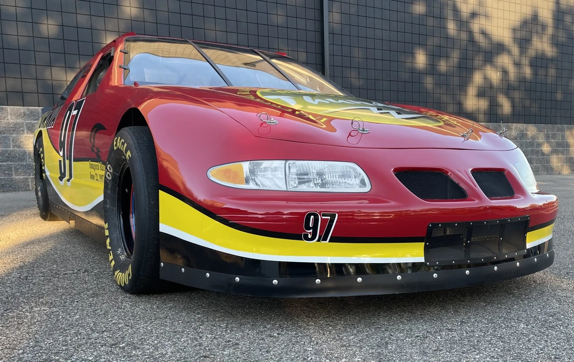 1997 Pontiac Grand Prix 3rd+ Gen - Image 27 of 31