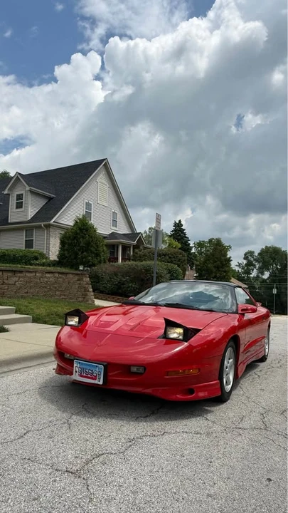 1997 Pontiac Firebird 4th Gen - Image 2 of 10