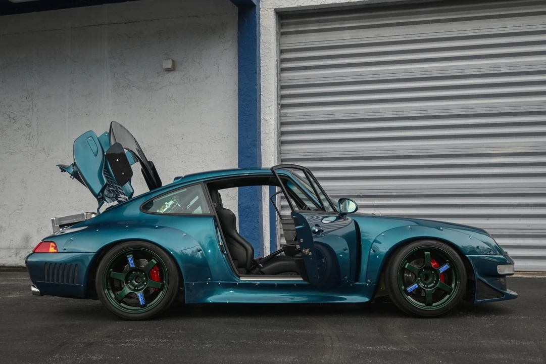 1997 Porsche 911 - Image 4 of 31