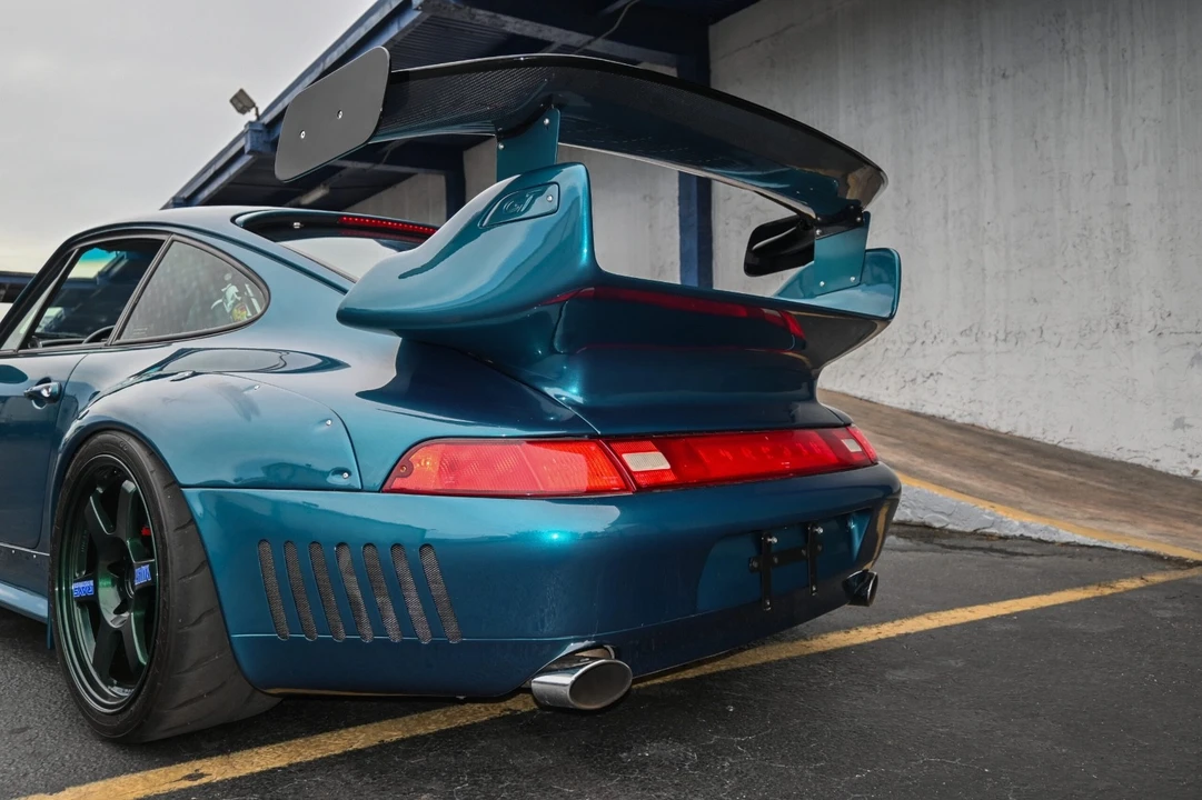 1997 Porsche 911 - Image 25 of 31