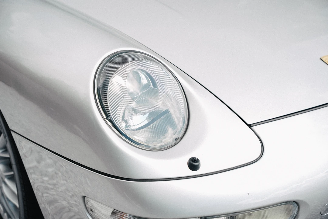 1997 Porsche 993 Carrera 4 - Image 27 of 31
