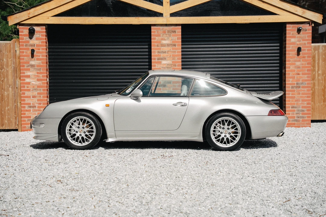 1997 Porsche 993 Carrera 4 - Image 16 of 31