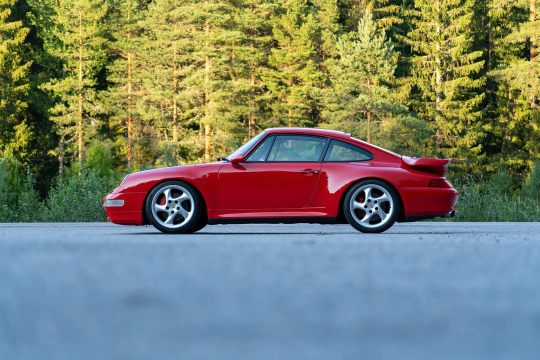 1997 Porsche 993 Carrera 4S - Image 9 of 31