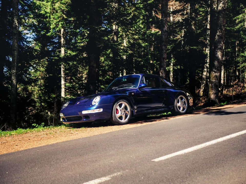 1997 Porsche 993 Carrera 4S - Image 3 of 31