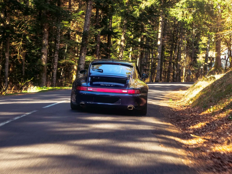 1997 Porsche 993 Carrera 4S - Image 6 of 31