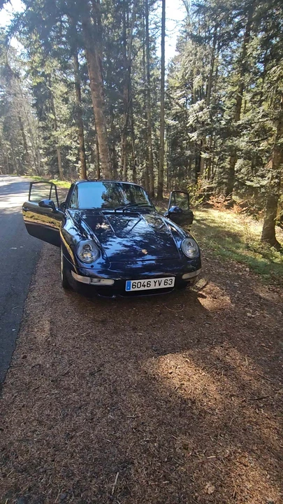 1997 Porsche 993 Carrera 4S - Image 16 of 31