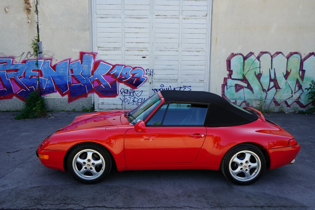 1997 Porsche 993 Carrera - Image 24 of 31