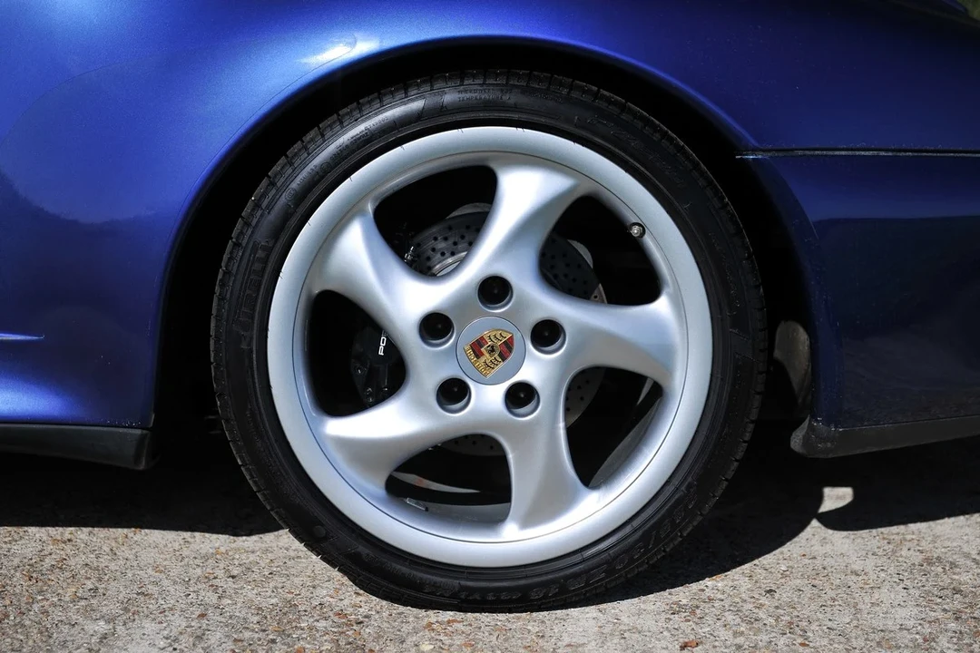 1997 Porsche 993 Carrera S - Image 10 of 30