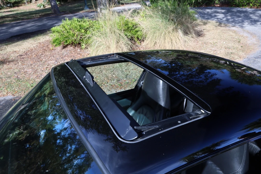 1997 Porsche 993 Carrera S - Image 20 of 21