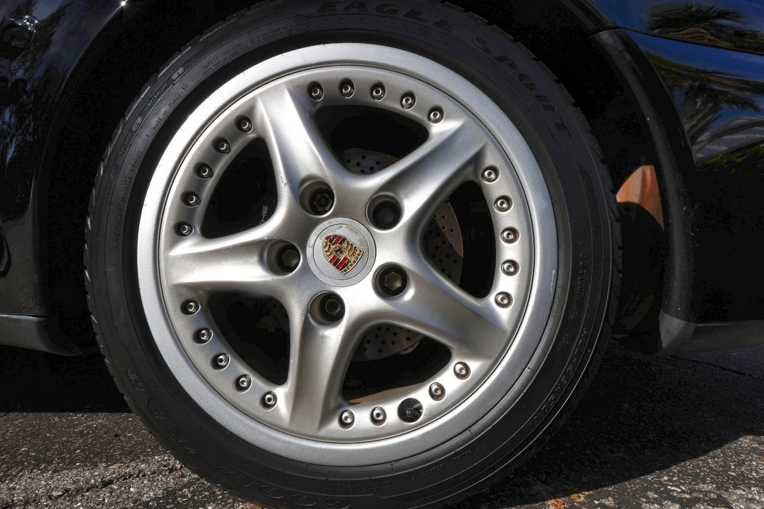 1997 Porsche 993 Carrera S - Image 15 of 21