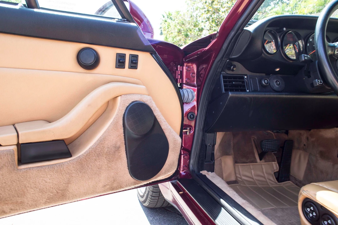 1997 Porsche 993 Carrera - Image 29 of 31