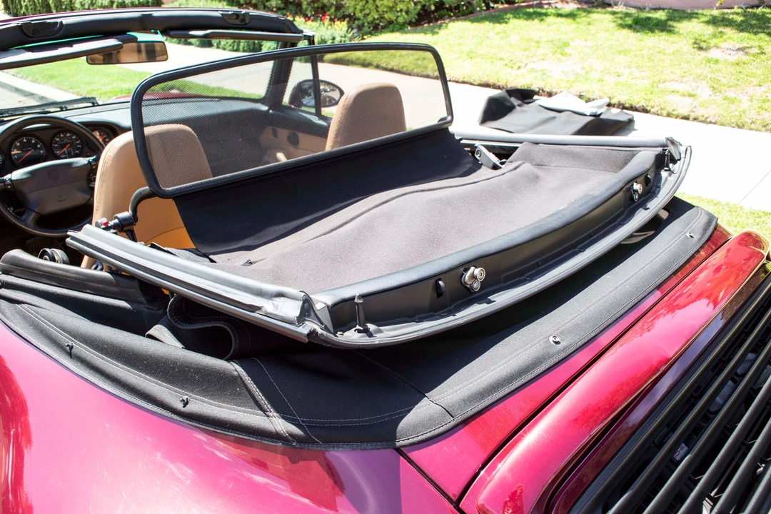 1997 Porsche 993 Carrera - Image 14 of 31